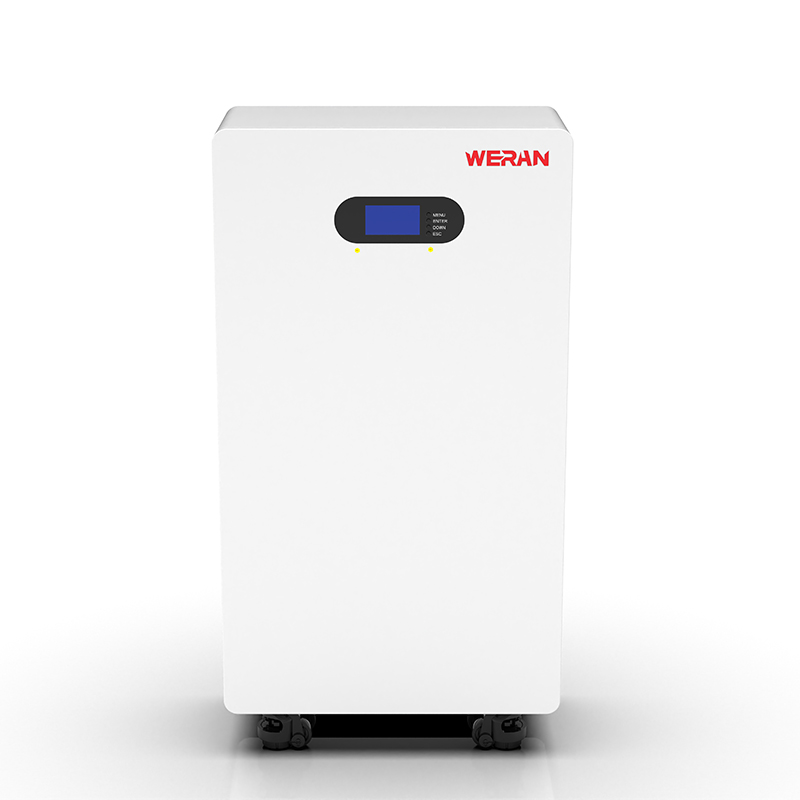WERAN WRL-48200UW 51,2 V 200 Ah LiFePO4 (10,24 kWh) – IP65 Na kółkach / do montażu na ścianie, Możliwość układania w stosy Magazyn solarny 48 V