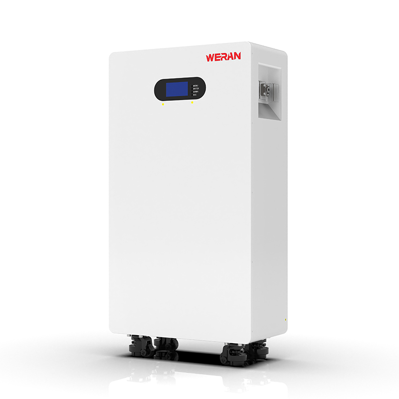 WERAN WRL-48200UW 51,2 V 200 Ah LiFePO4 (10,24 kWh) – IP65 Na kółkach / do montażu na ścianie, Możliwość układania w stosy Magazyn solarny 48 V